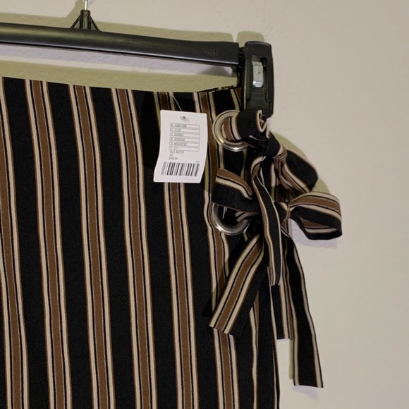 NWT Urban Outfitters Striped Wrap Skirt - Picture 2 of 4